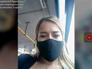 Adolescent en un autobús mov su tetitas arriesgado, gratis sexo vídeo 76