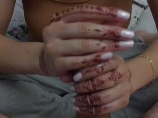 E përsosur duart me aftësi & henna tattoos masturbim mashkullor tim.